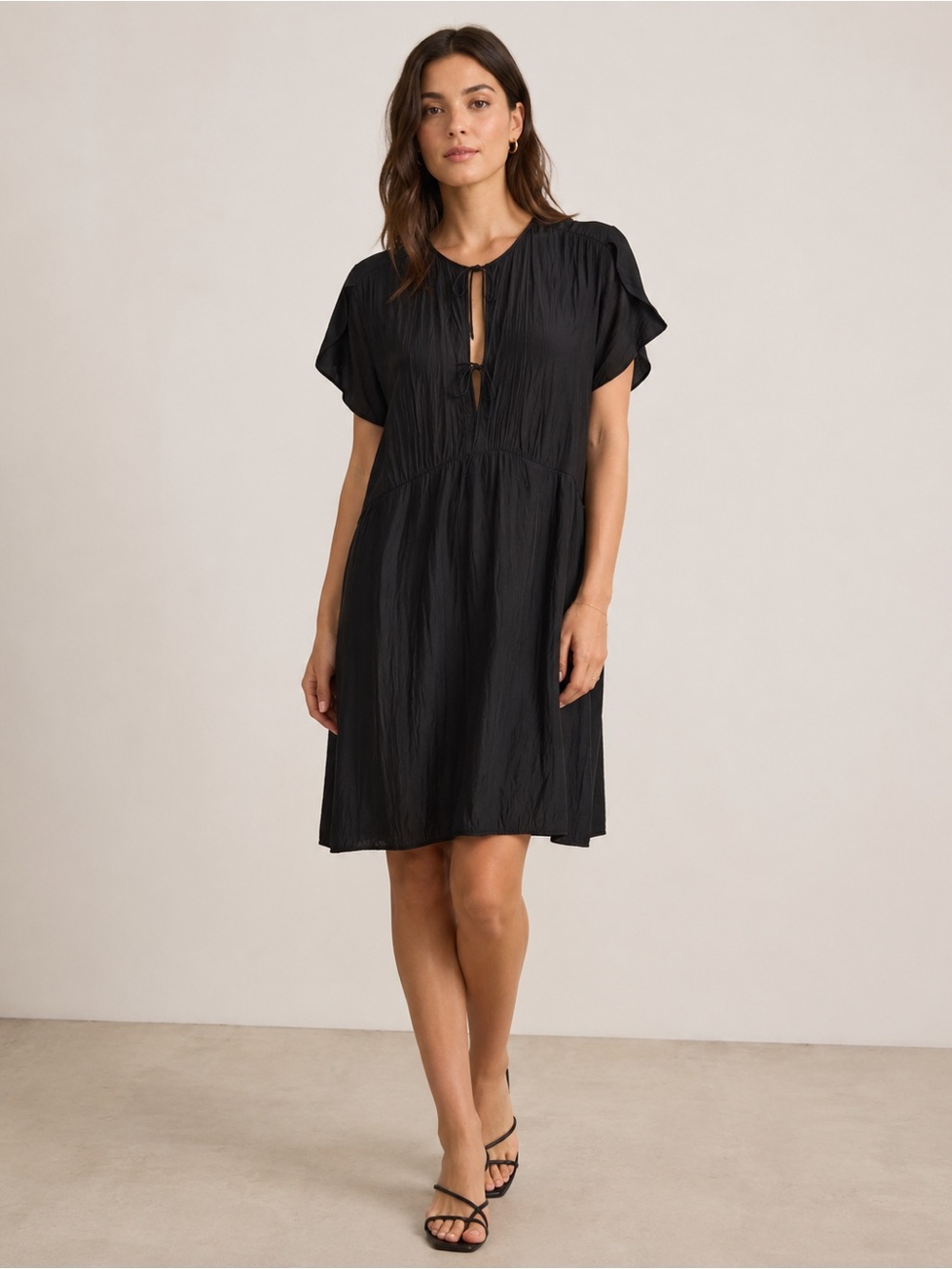 New Women’s Black V-Neck Flutter Sleeve Shift Dress Tie Neck Size XXL